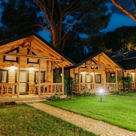 Pino Mar Luxury Bungalows エルデク エクステリア 写真