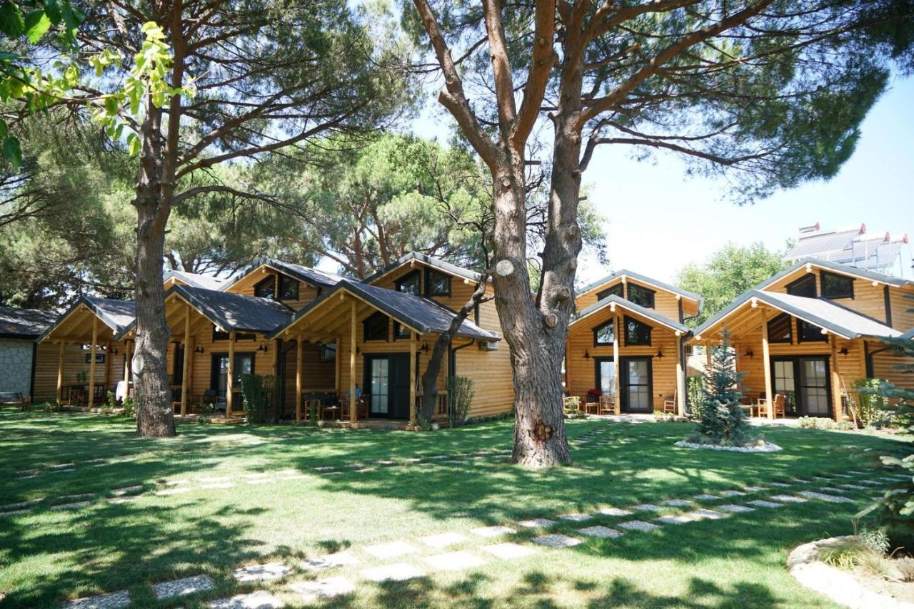 Pino Mar Luxury Bungalows エルデク エクステリア 写真