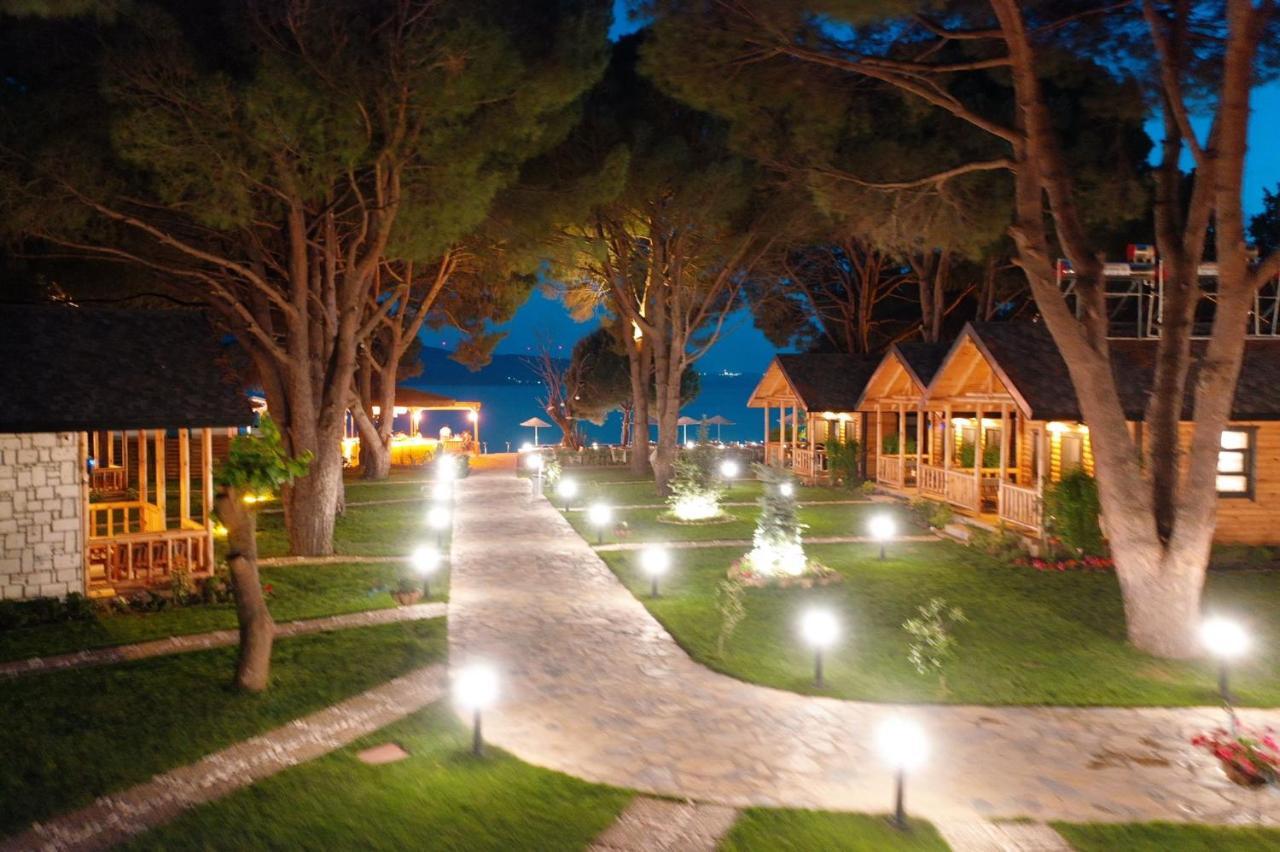 Pino Mar Luxury Bungalows エルデク エクステリア 写真