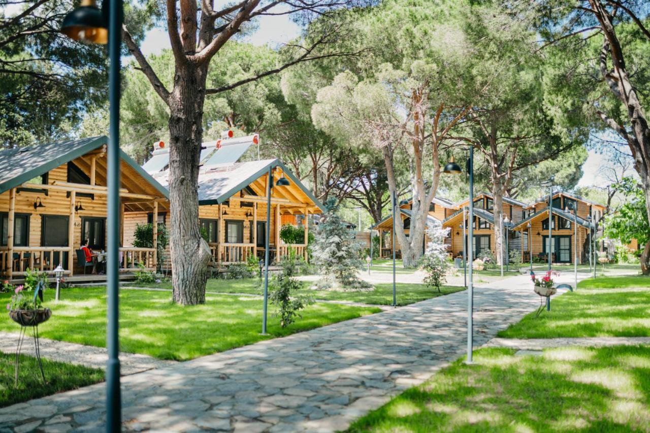 Pino Mar Luxury Bungalows エルデク エクステリア 写真